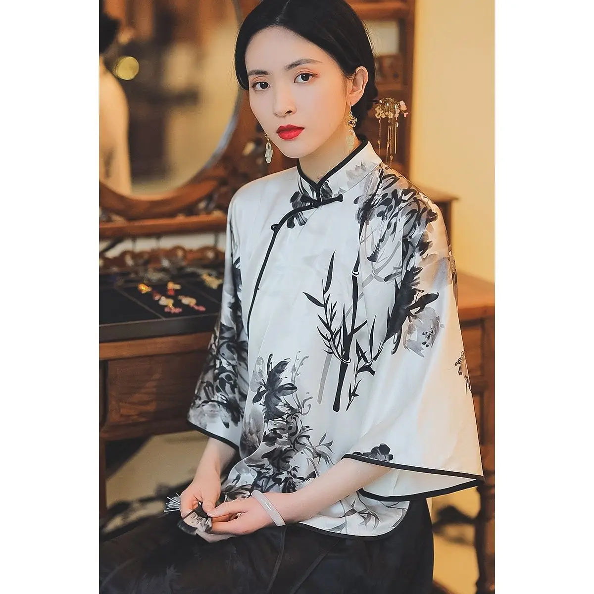 Chinese traditional clothing for women vintage lose qipao shirt cheongsam top floral printing big sleeve blouse retro top