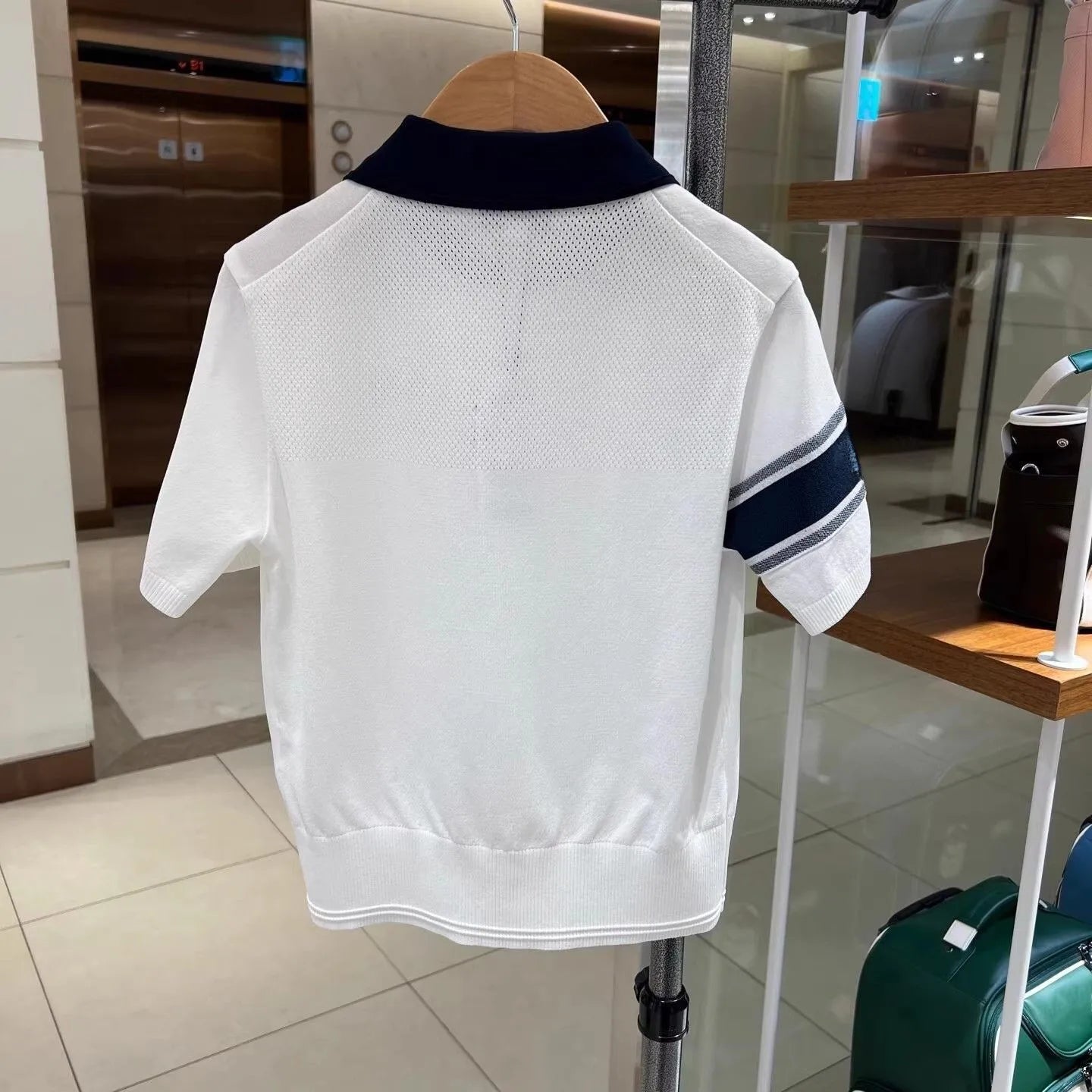 Women's Golf Clothing: Collared, Breathable, Short-Sleeve Knit T-Shirt (Casual Sports Top)