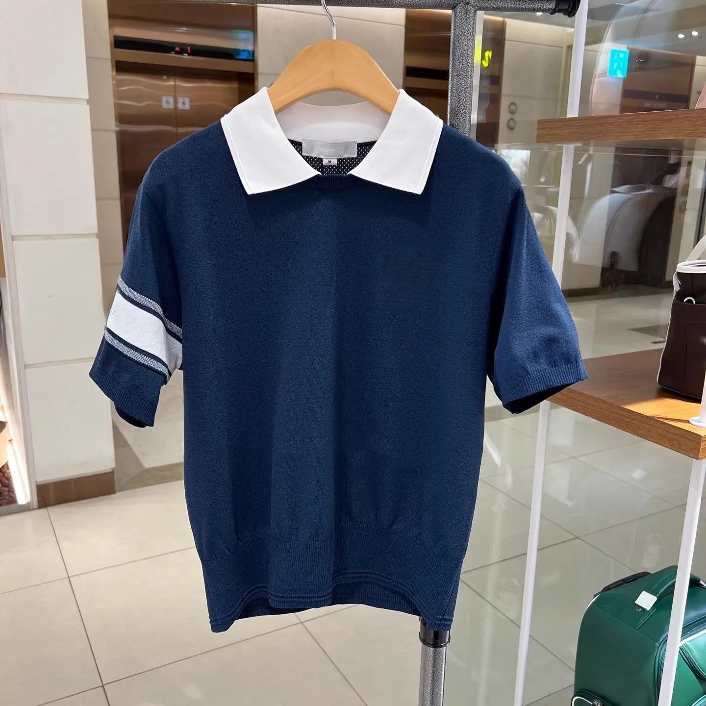 Women's Golf Clothing: Collared, Breathable, Short-Sleeve Knit T-Shirt (Casual Sports Top)