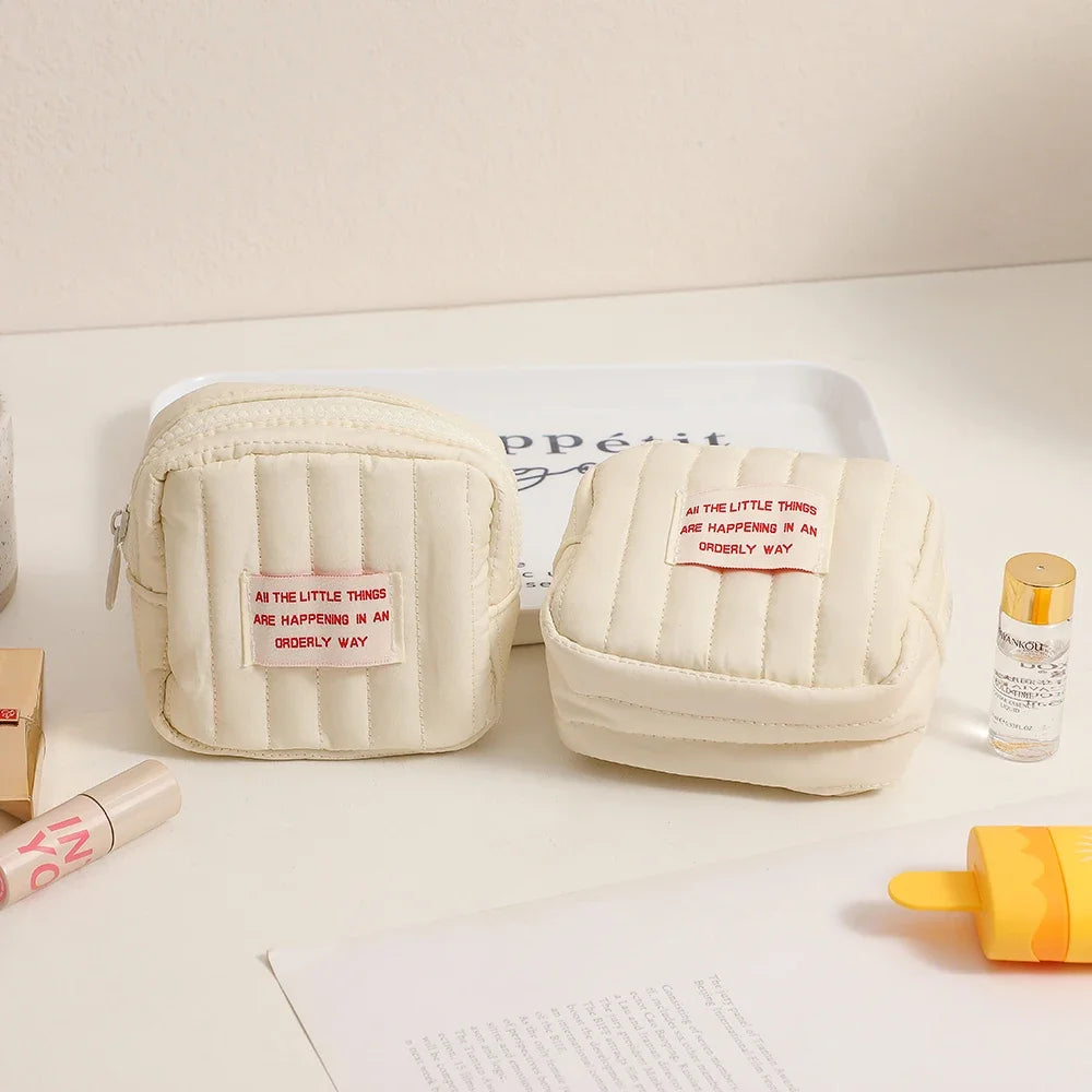 Korean Mini Cute Square Cosmetic Bag Women Portable Earphones Lipstick Sanitary Napkins Storage Pouch Small Makeup Zipper Bags