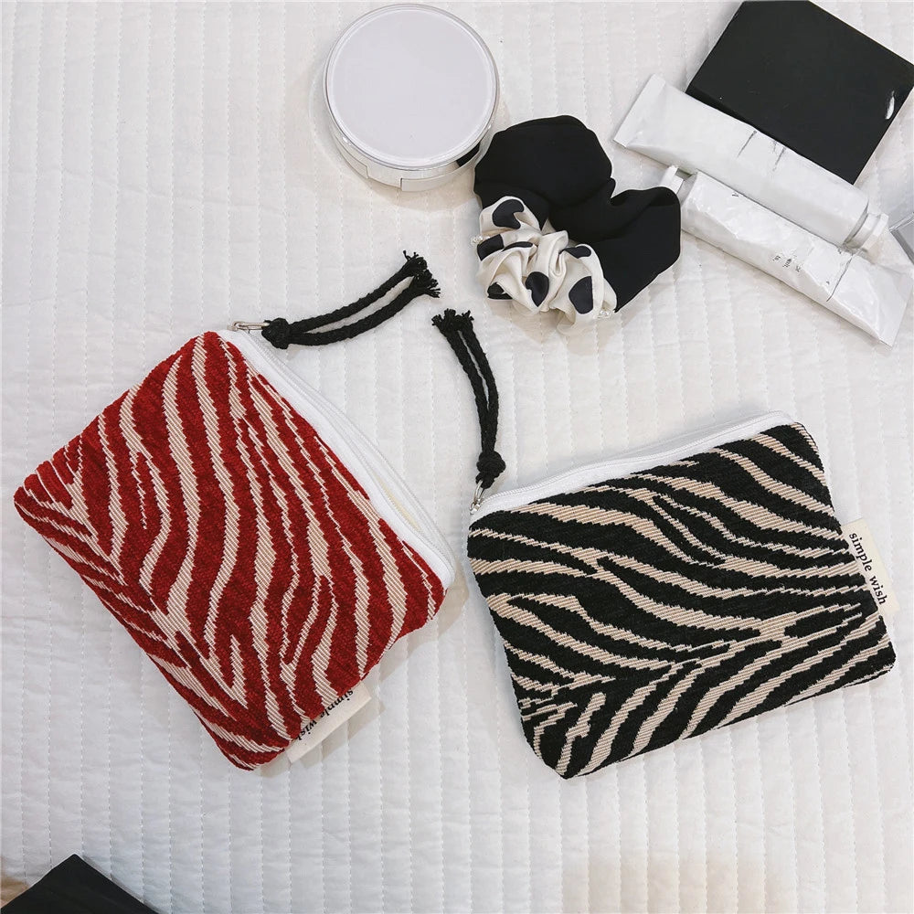 Fashion Korean Travel Coin Purse Lipstick Cosmetic Small Storage Bag Cute Women Makeup Handbags Wallet Organizer Pouch Card Bags