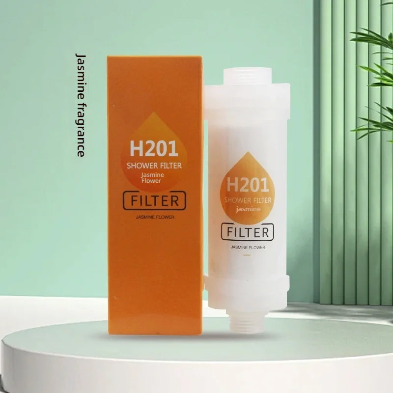 Shower filter contains fragrance, vitamin C softener, hard water purifier to remove residual chlorine, bathroom accessories